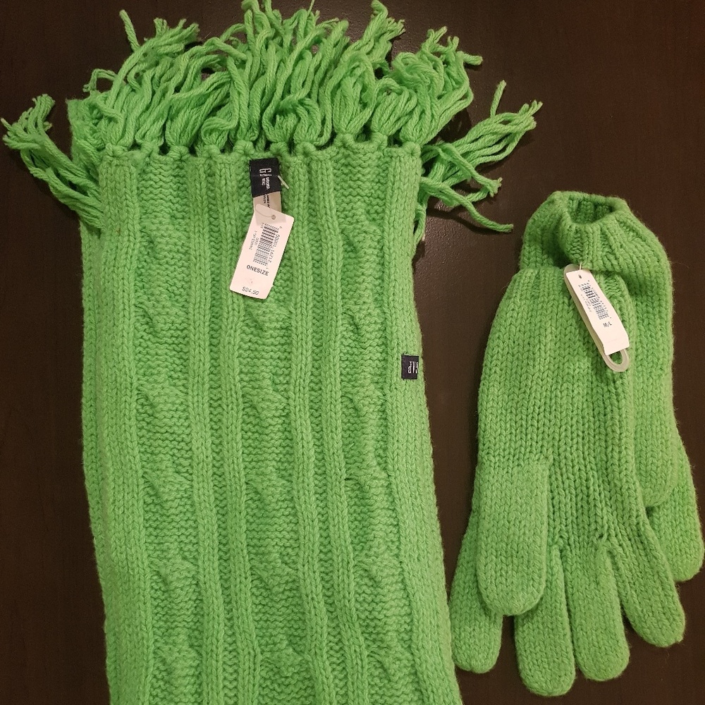 Green Scarf And Mitten Set From GAP
